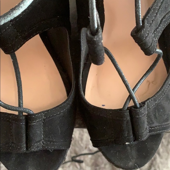 Black lace up wedges - Picture 4 of 4